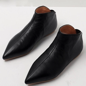 Better In Flat Boot