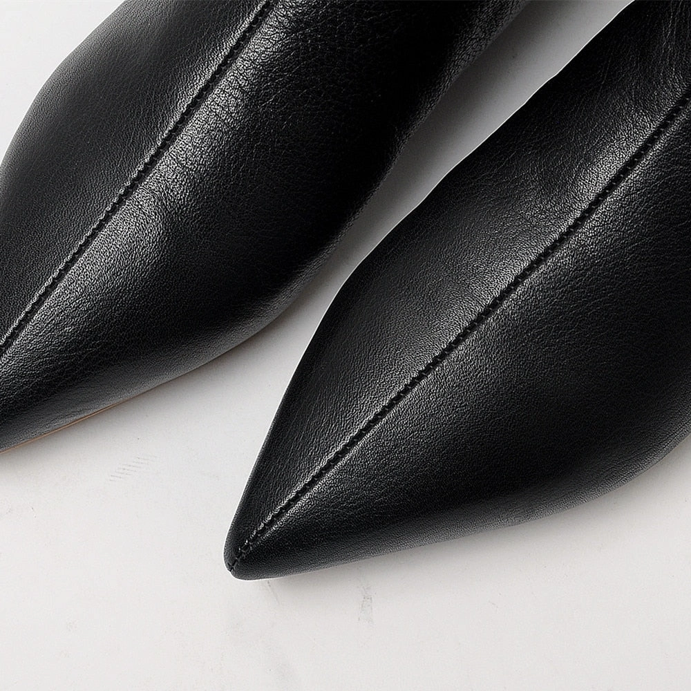 Better In Flat Boot