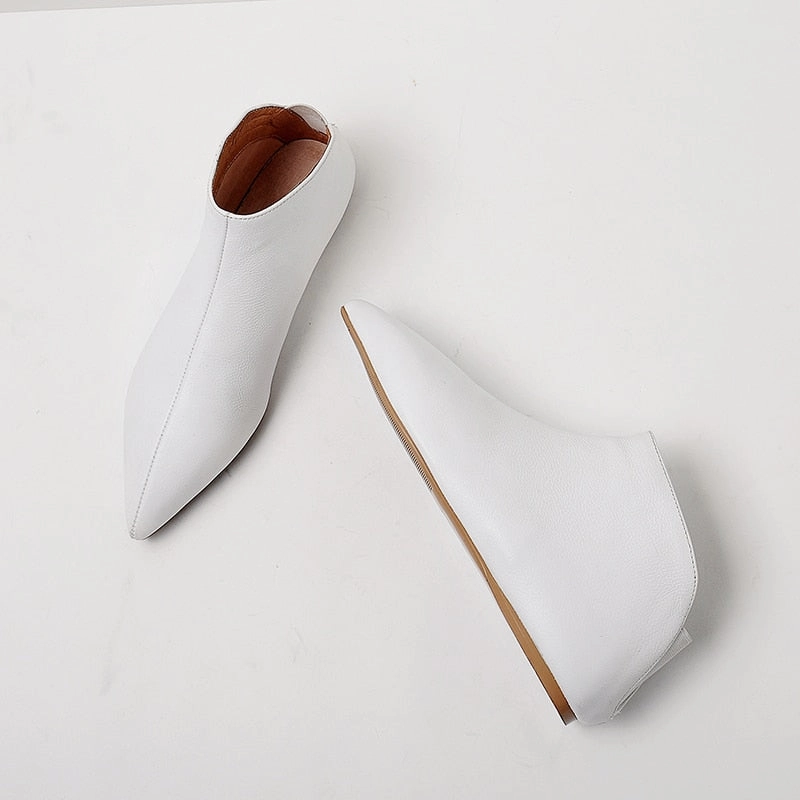 Better In Flat Boot