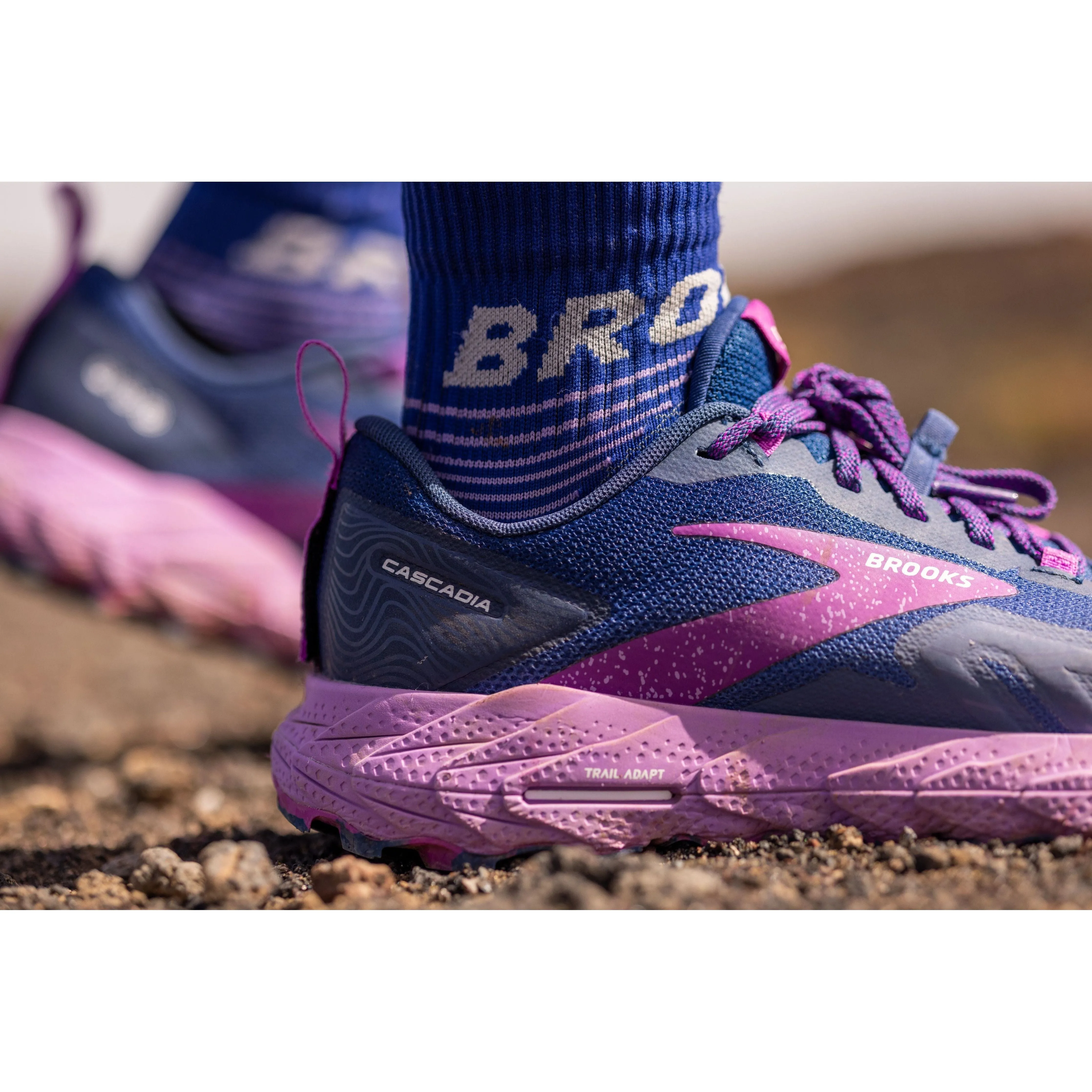 BROOKS CASCADIA 17 WOMEN'S - FINAL SALE!