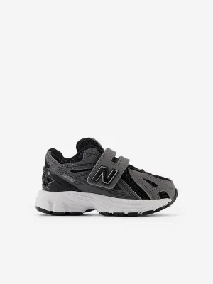Kids 1906 Trainers in Black