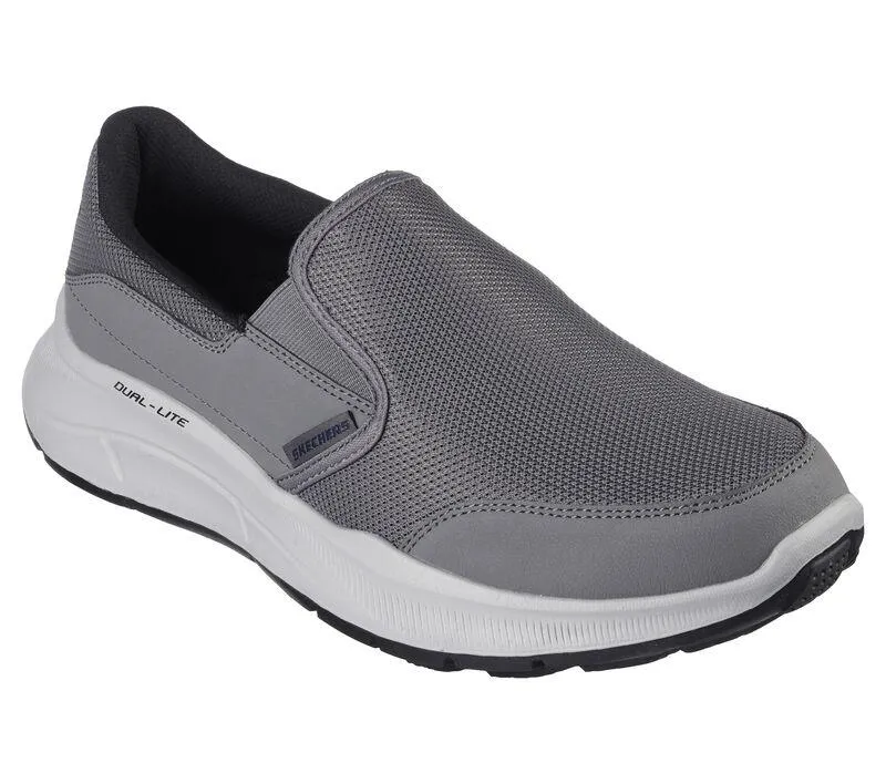 Men's Wide Fit Skechers 232515 Equalizer 5.0 Persistable Walking Trainers