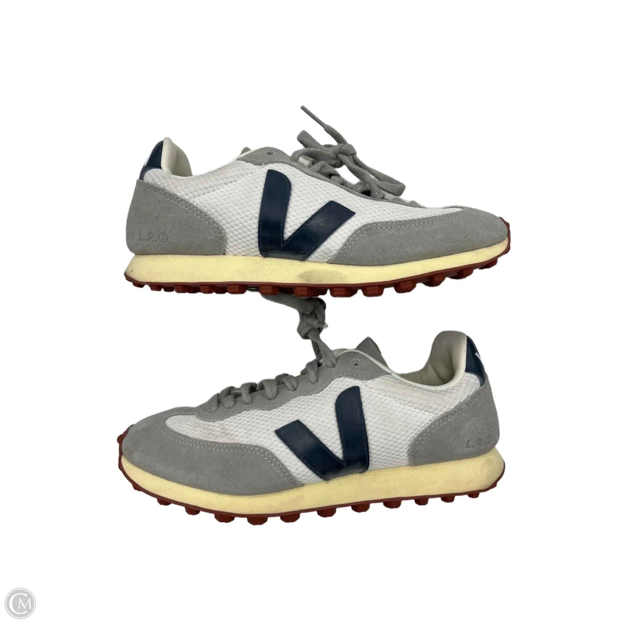 Shoes Athletic By Cmb In Grey, Size: 8