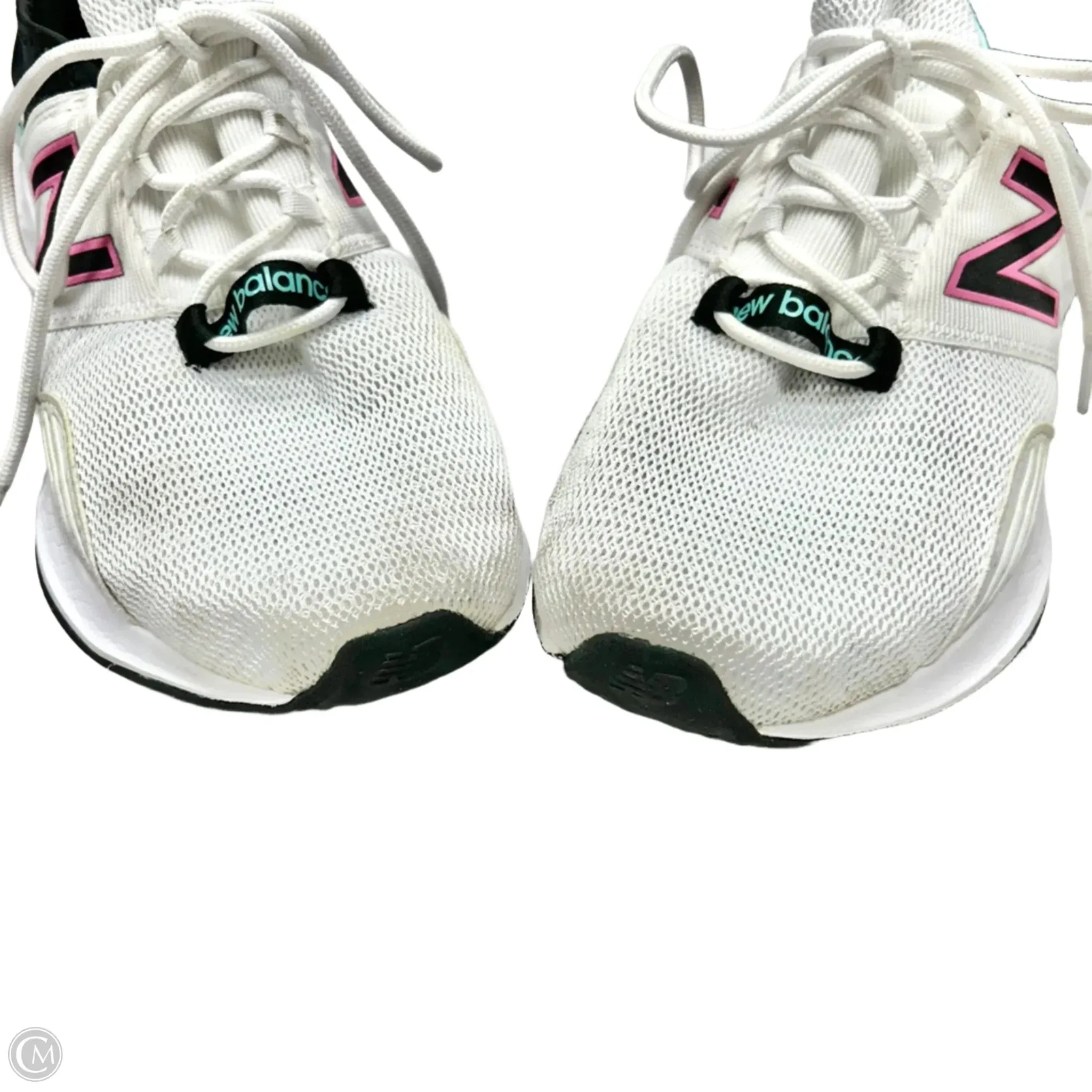 Shoes Athletic By New Balance In Black & White, Size: 8.5