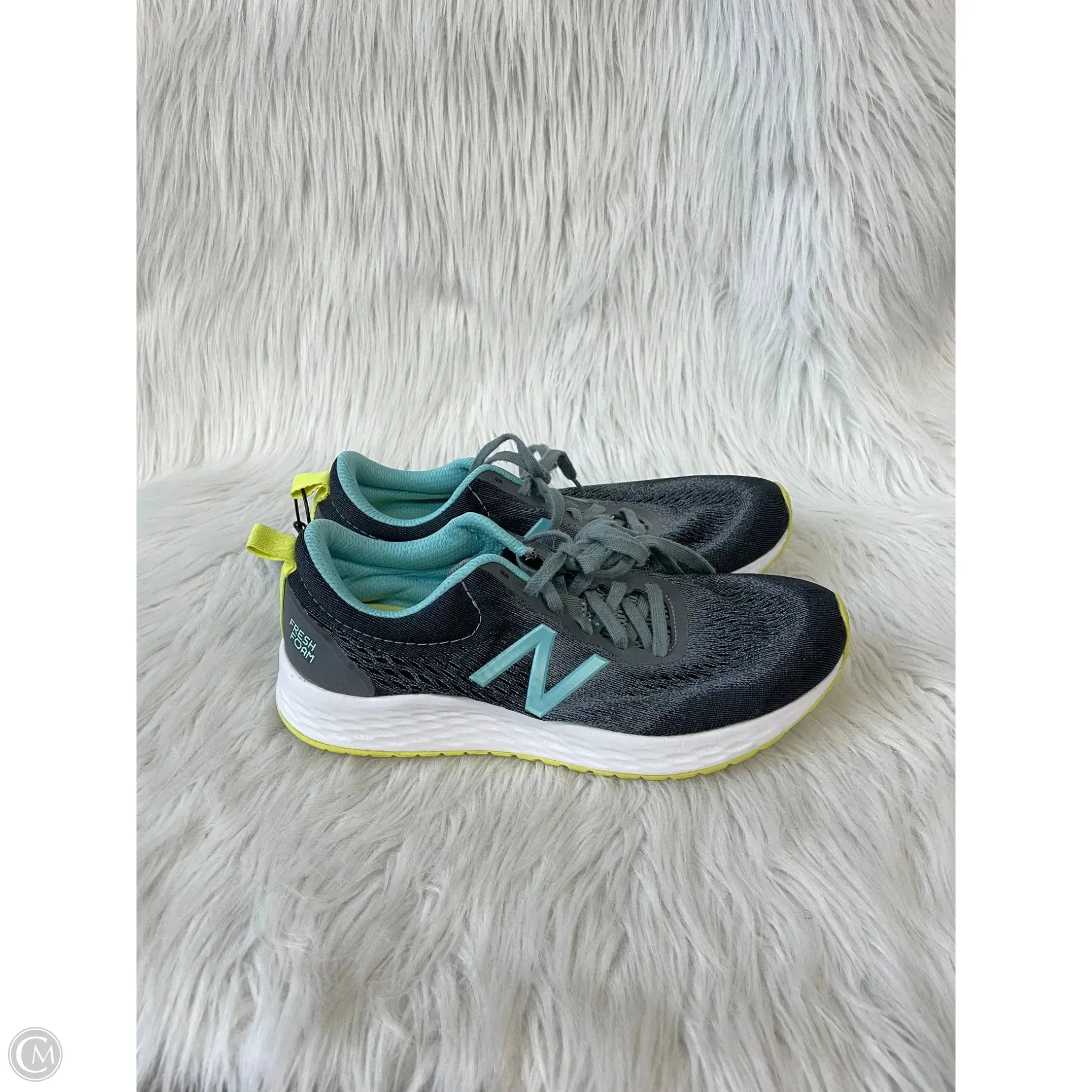 Shoes Athletic By New Balance In Blue & Grey, Size: 9.5