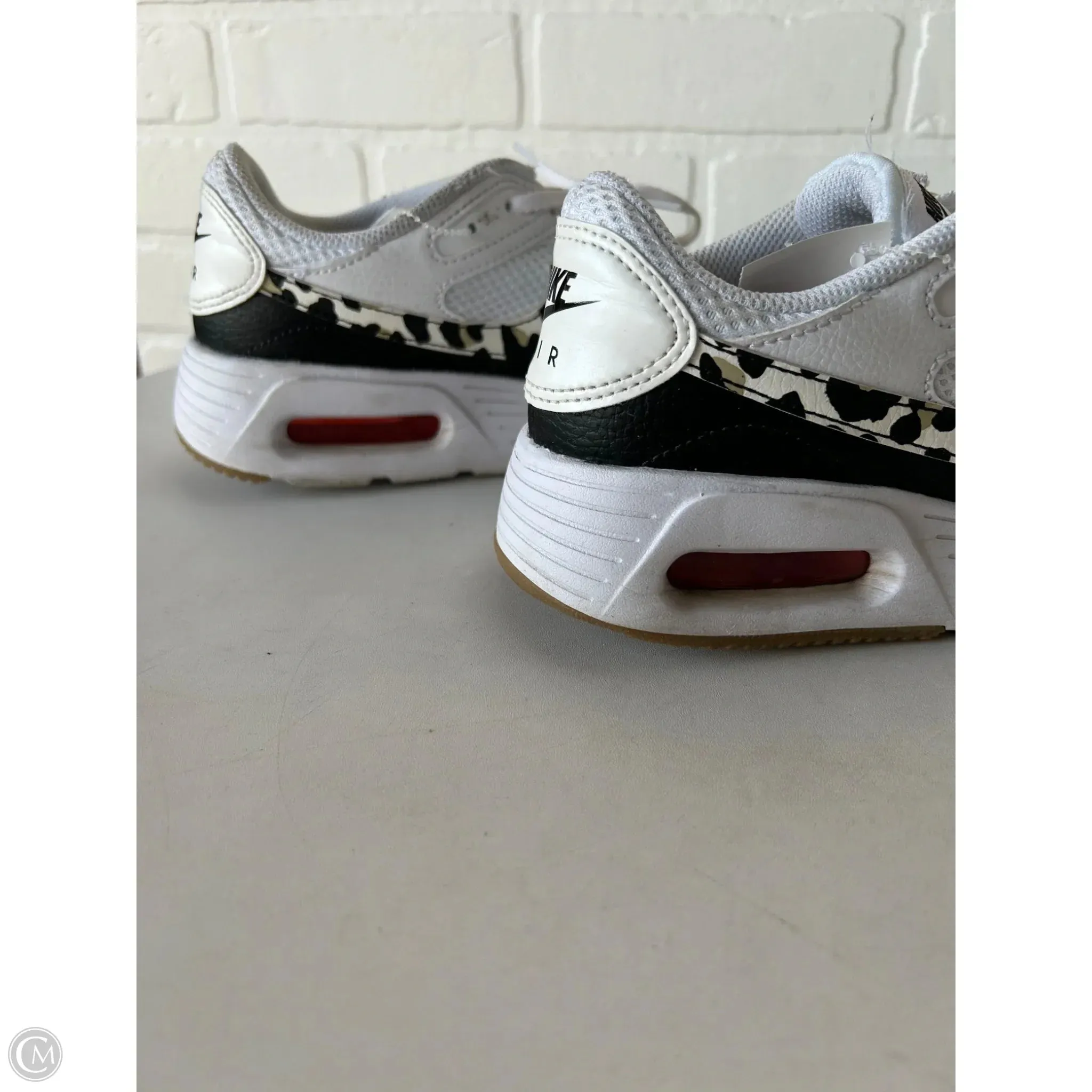 Shoes Athletic By Nike In Black & White, Size: 7