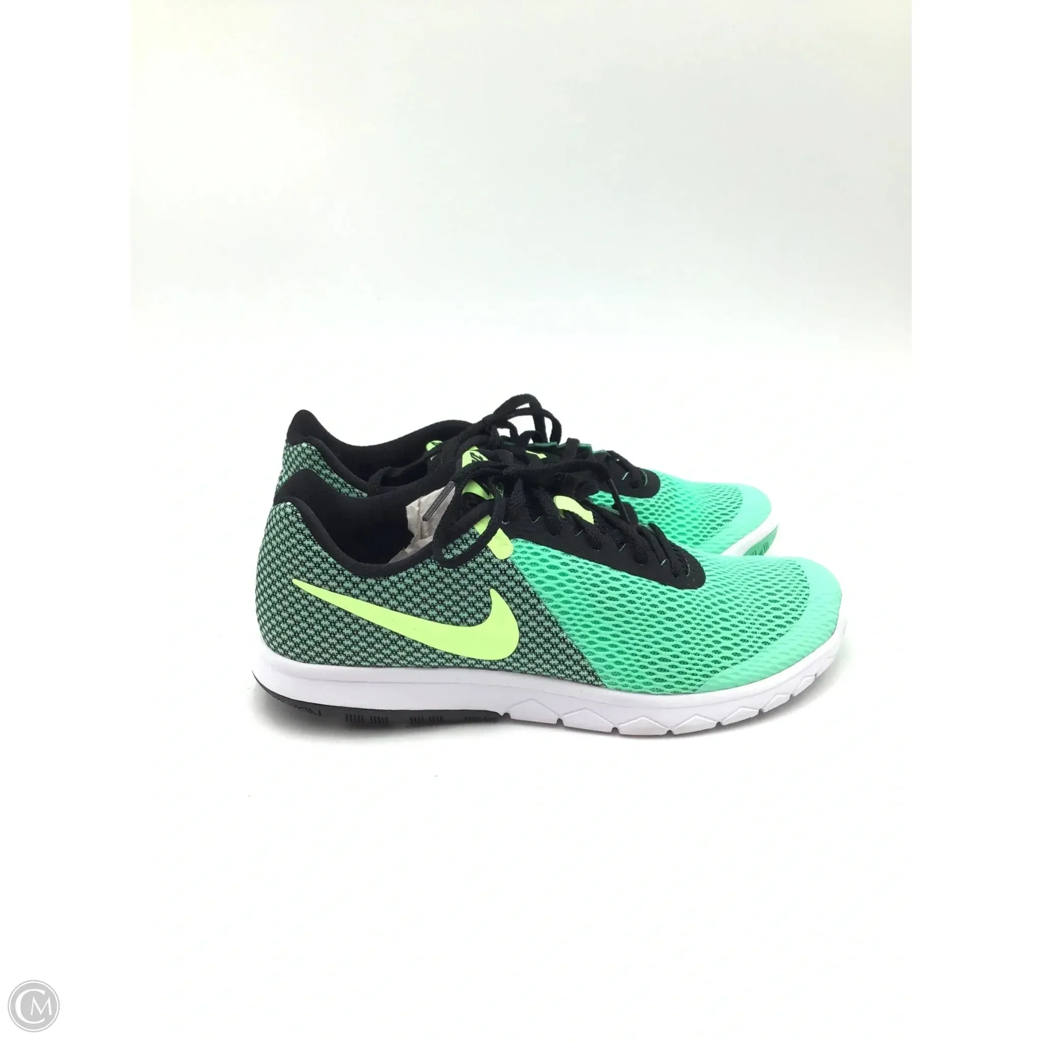 Shoes Athletic By Nike In Green, Size: 7.5