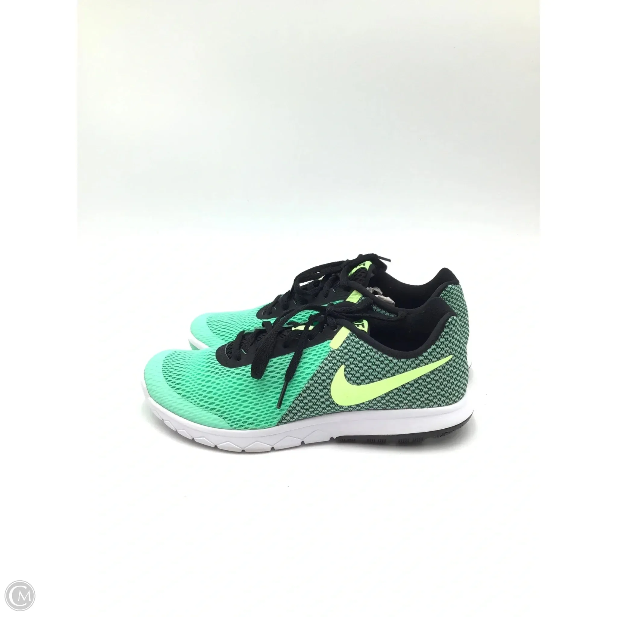 Shoes Athletic By Nike In Green, Size: 7.5