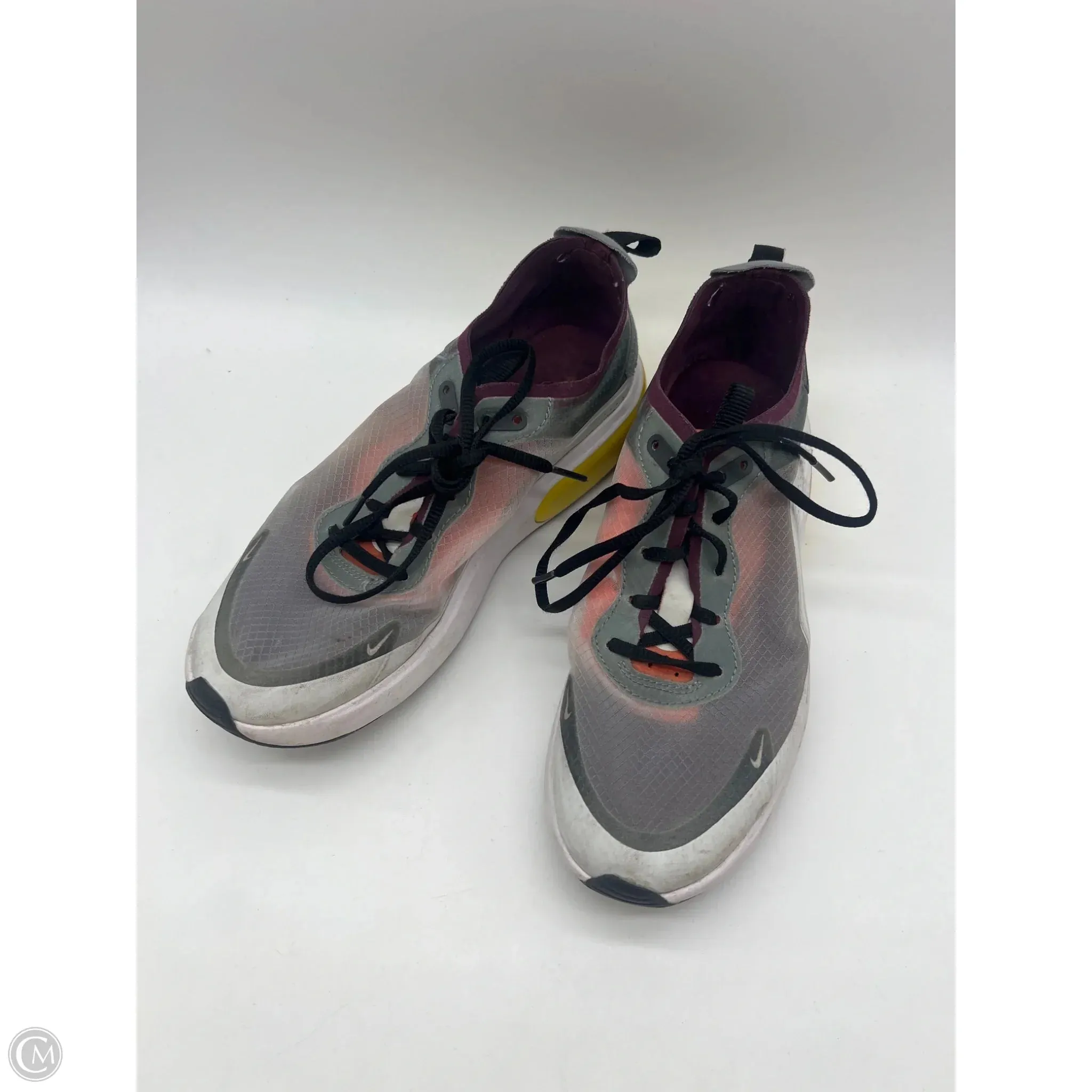 Shoes Athletic By Nike In Grey, Size: 7