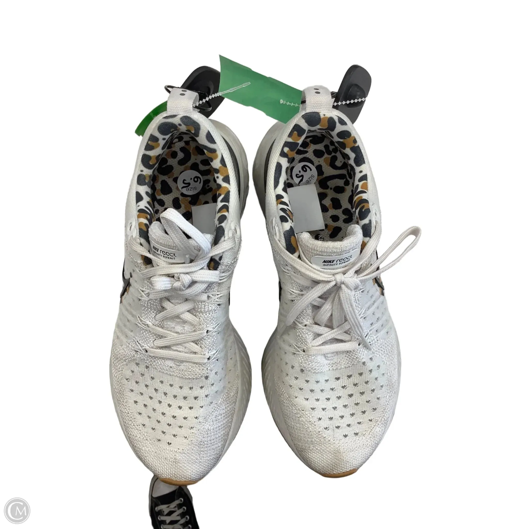 Shoes Athletic By Nike In White, Size: 6.5