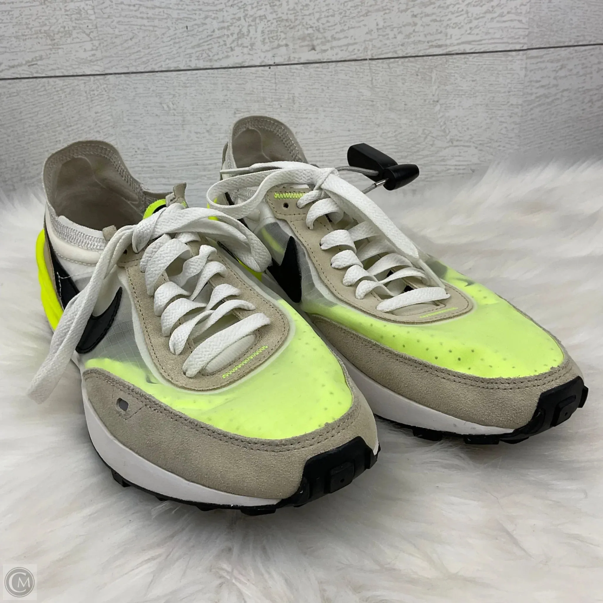 Shoes Athletic By Nike In White, Size: 8