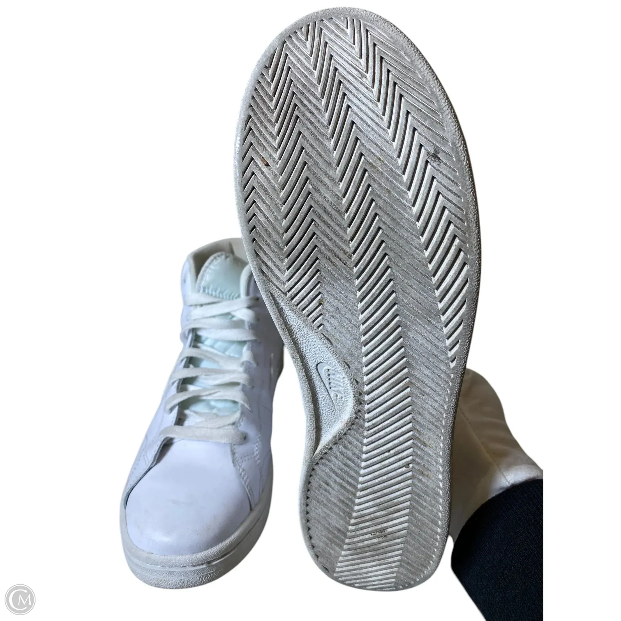 Shoes Athletic By Nike In White, Size: 9
