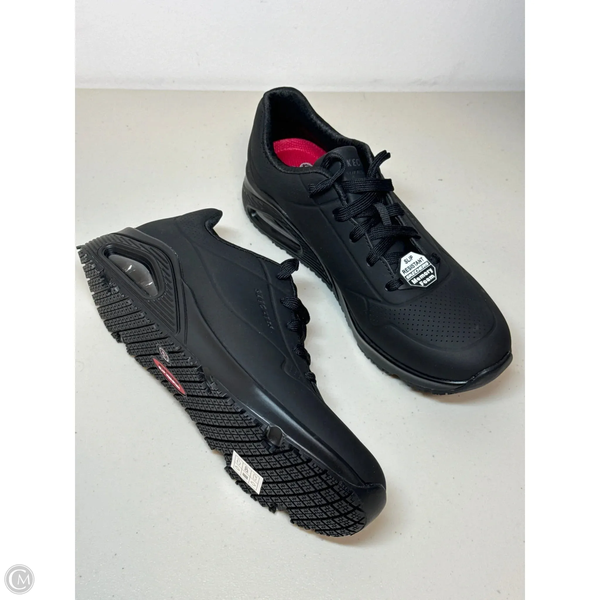 Shoes Athletic By Skechers In Black, Size: 8.5