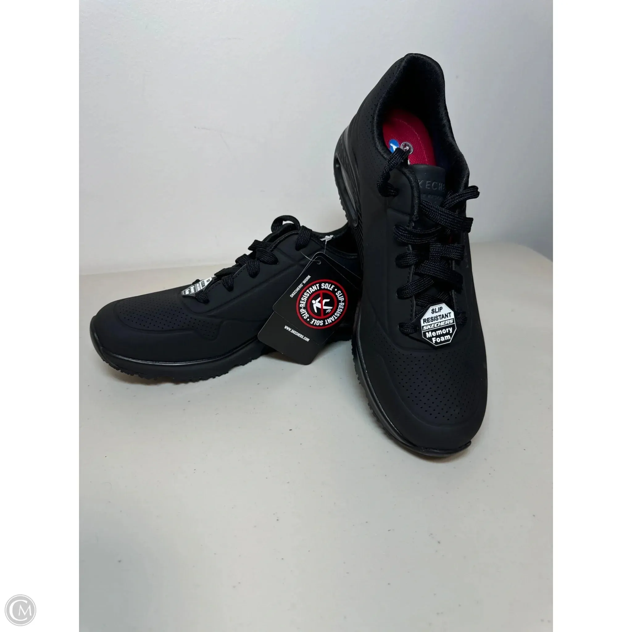 Shoes Athletic By Skechers In Black, Size: 8.5