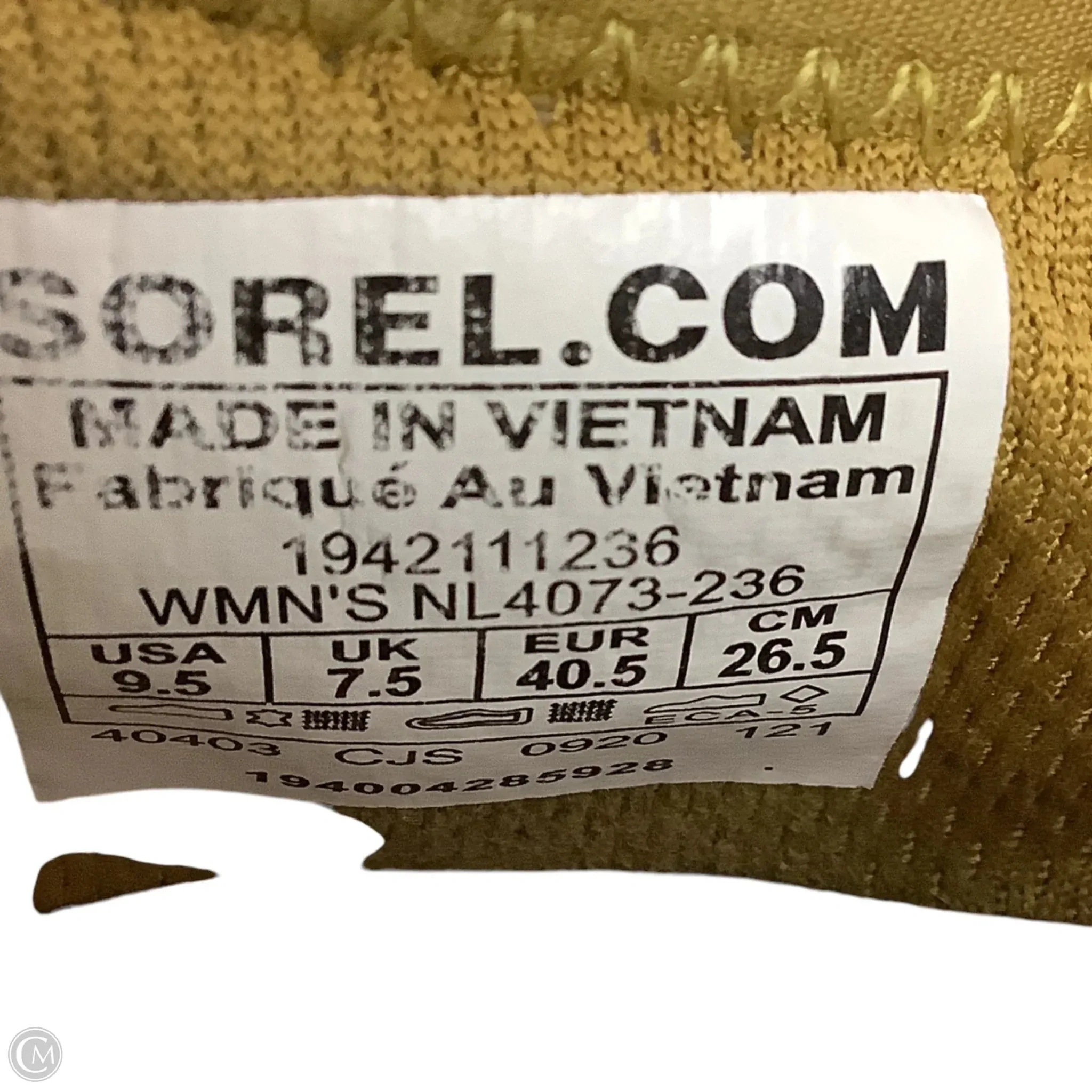 Shoes Athletic By Sorel In Yellow, Size: 9.5