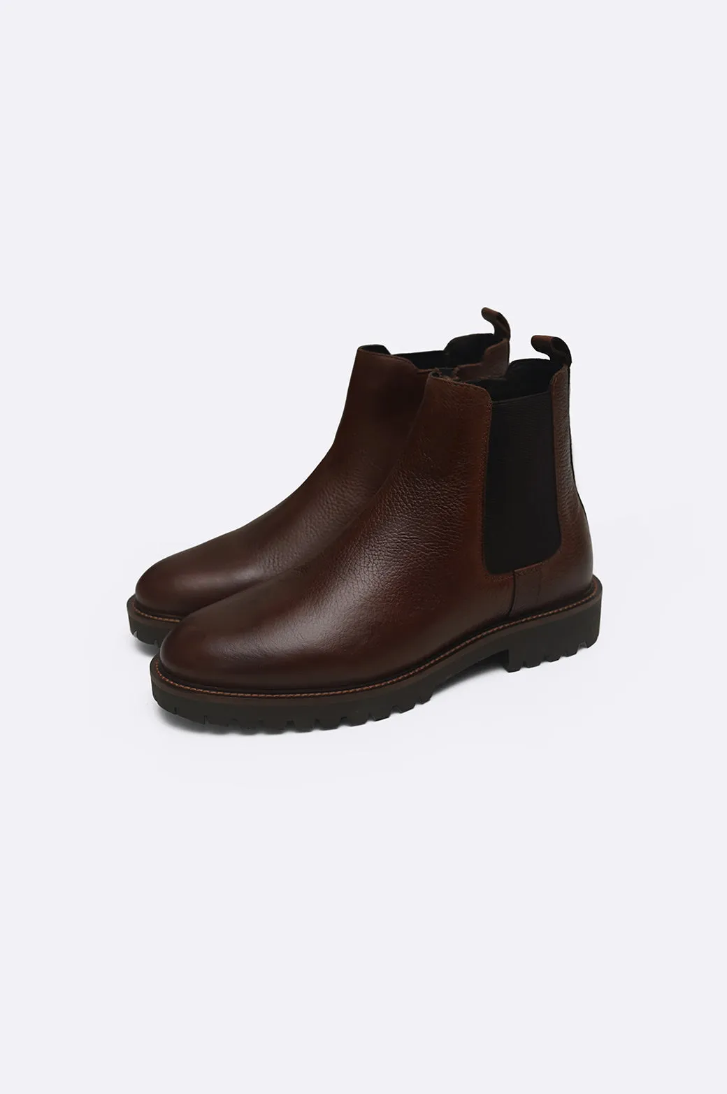 TEXTURED LEATHER CHELSEAS