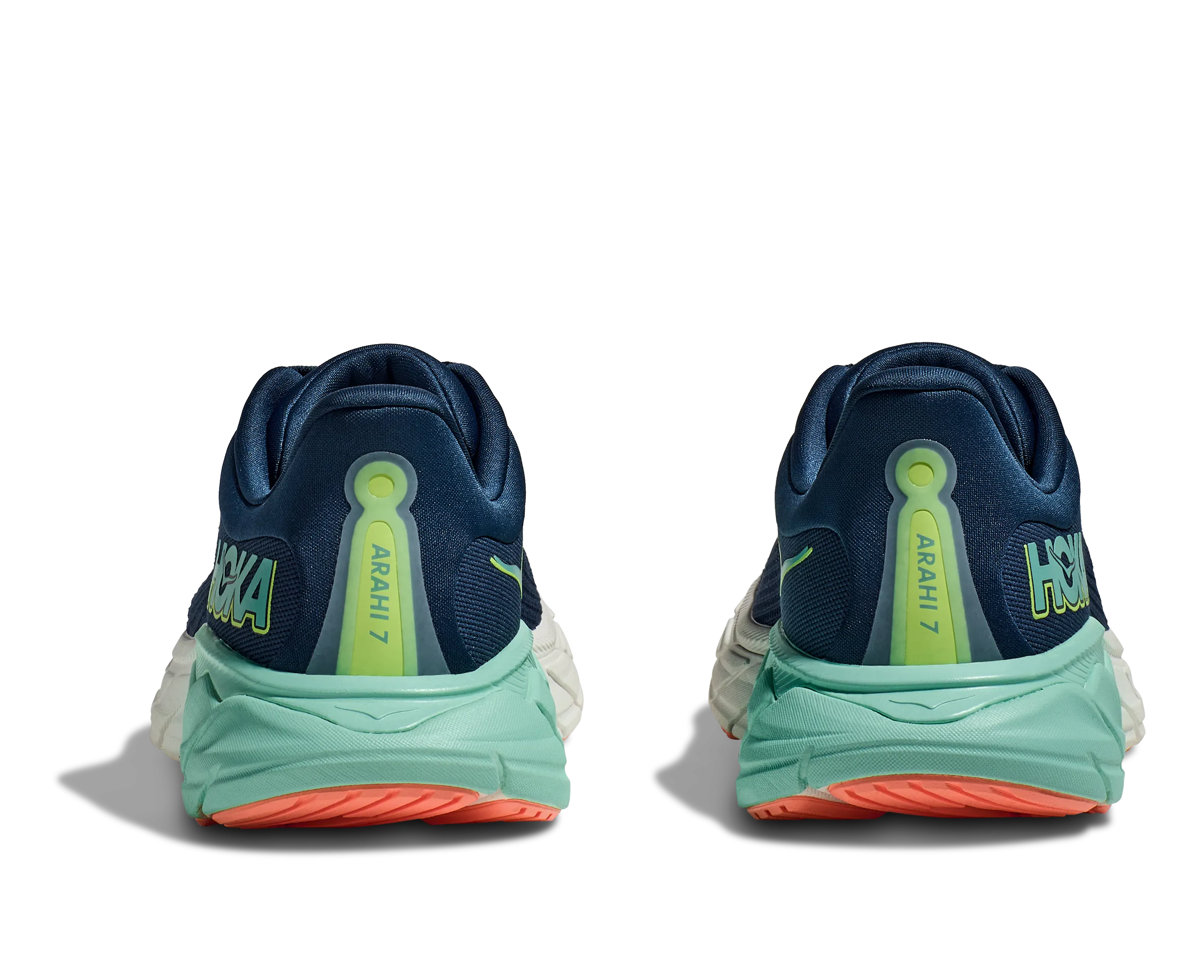 Women's Arahi 7