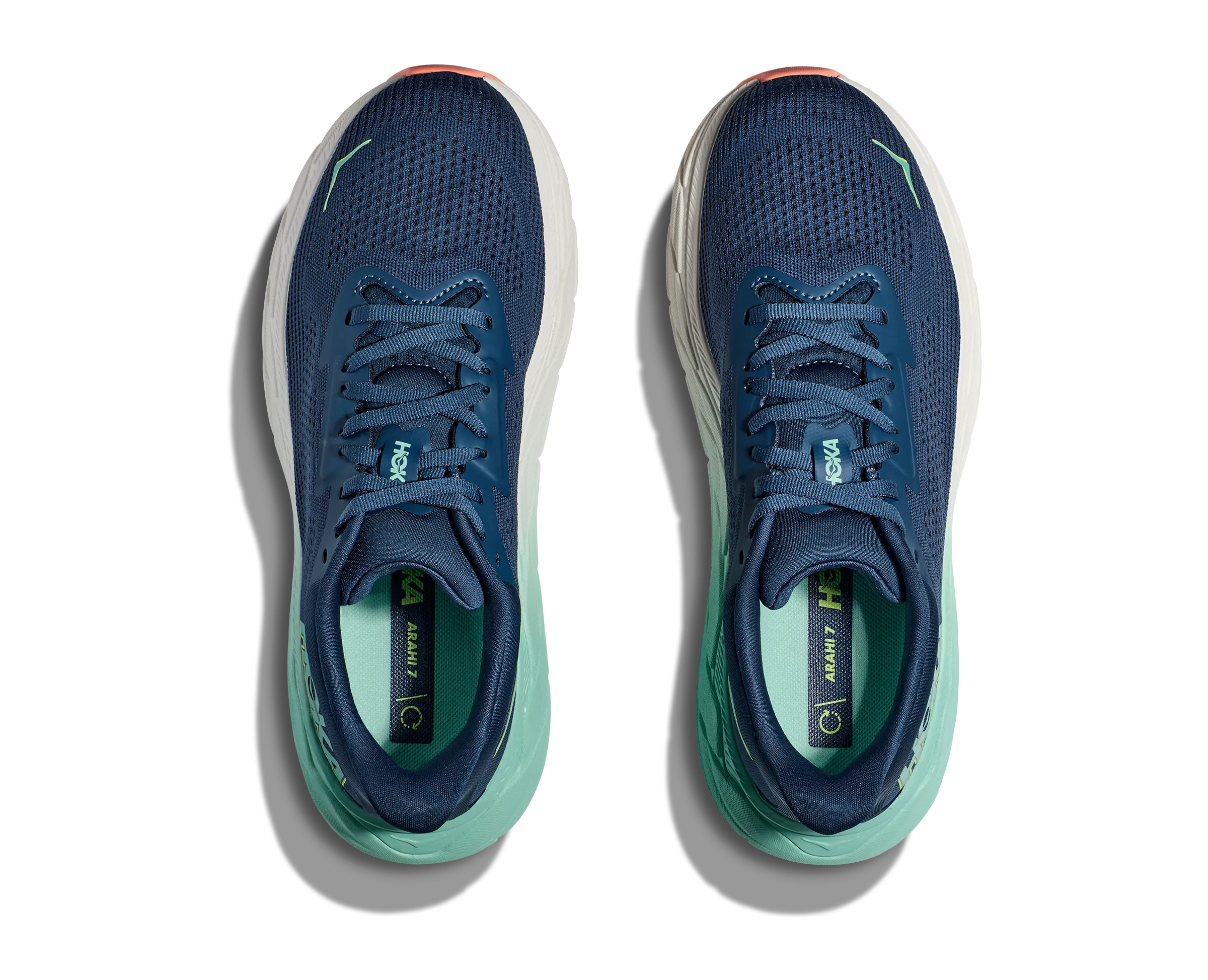 Women's Arahi 7