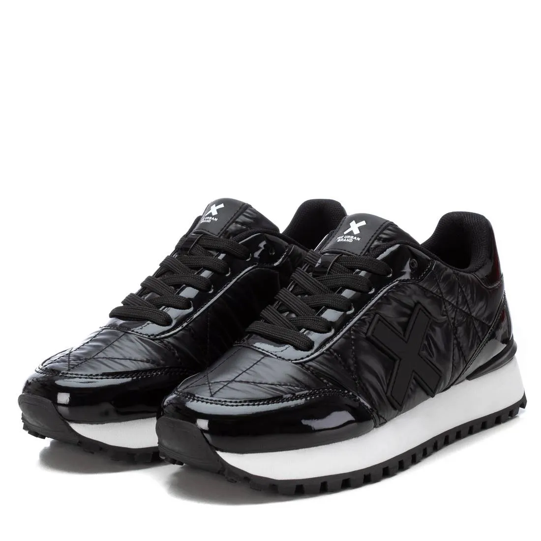 Women's Casual Sneakers By XTI