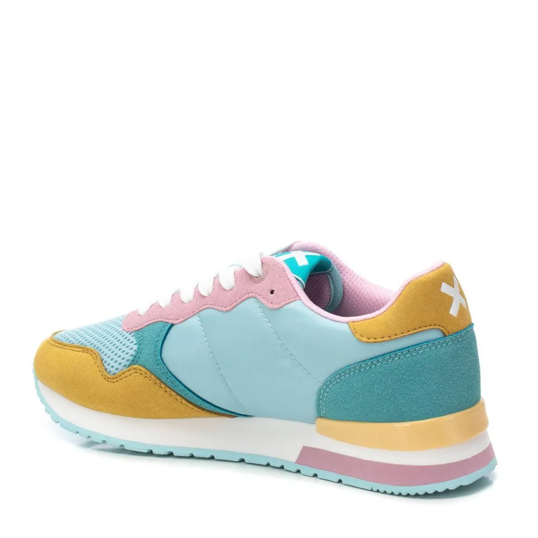 Women's Casual Sneakers By XTI