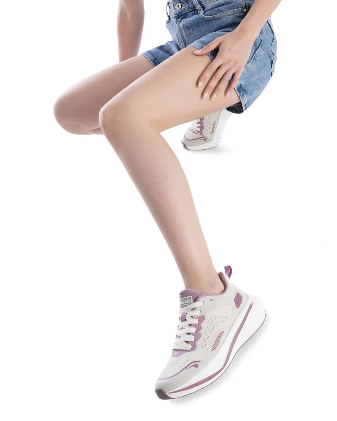 Women's Casual Sneakers By XTI