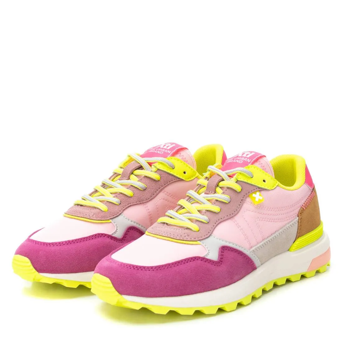 Women's Casual Sneakers By XTI