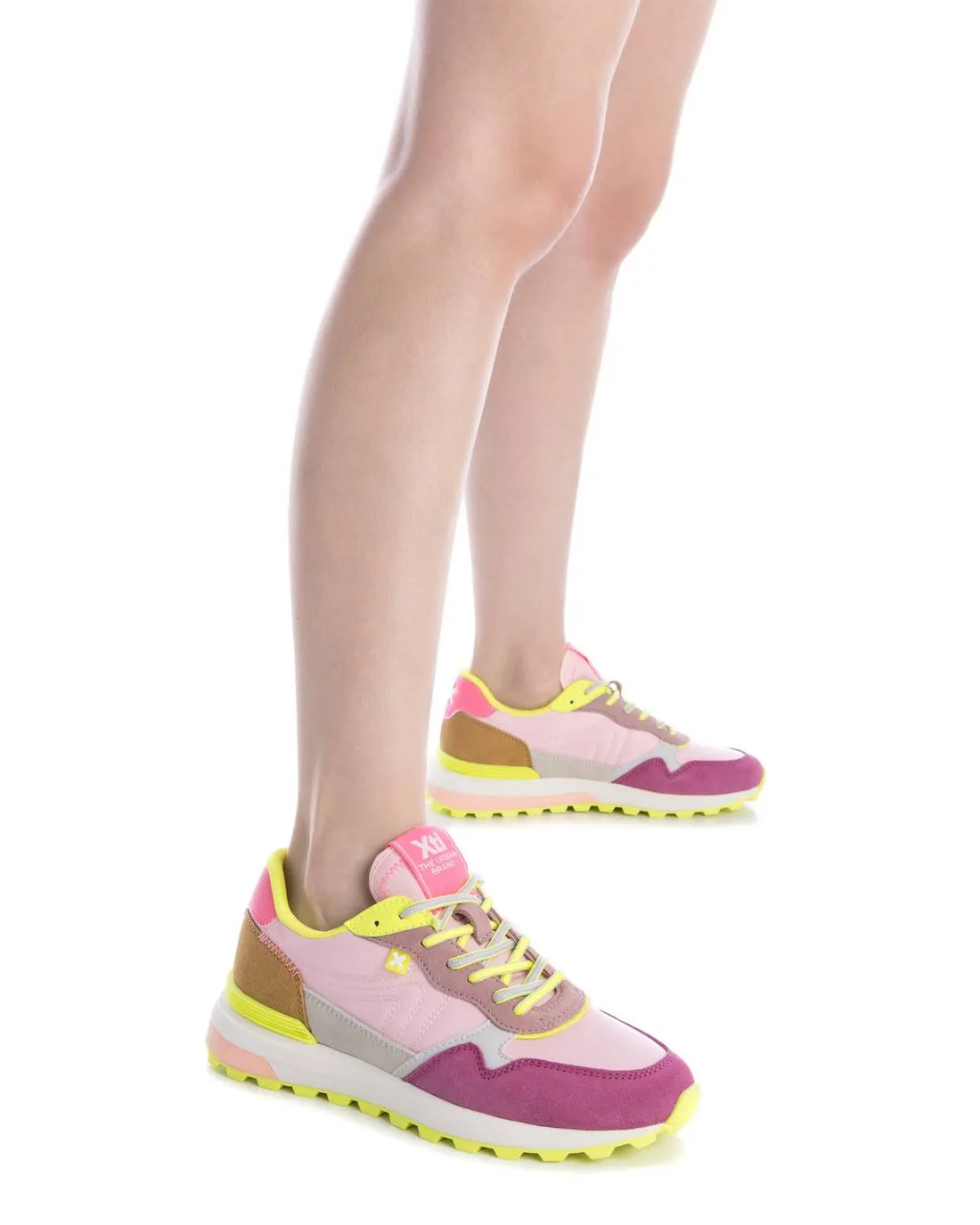 Women's Casual Sneakers By XTI