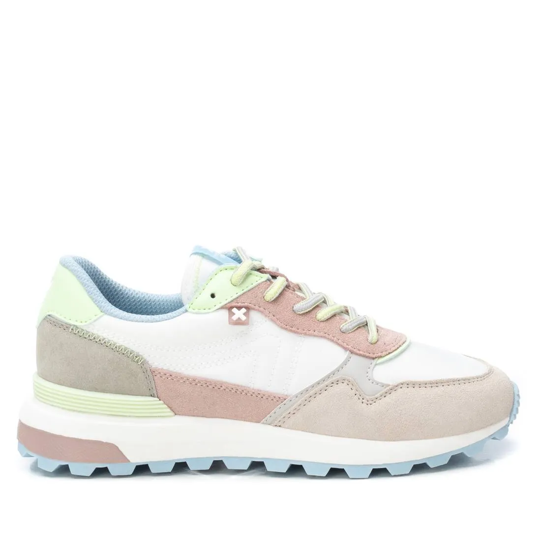 Women's Casual Sneakers By XTI