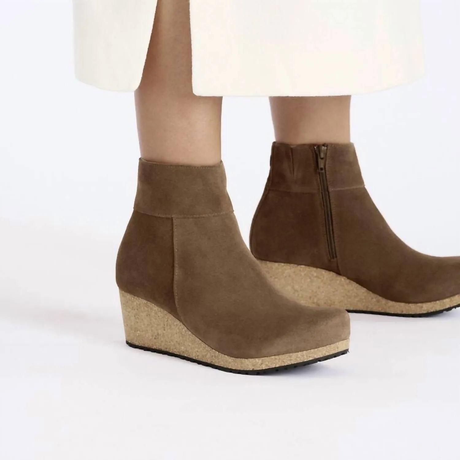 Women's Ebba Suede Leather Boot In Dark Tea