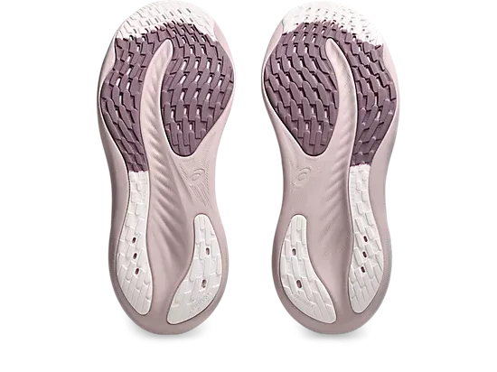 Women's Gel-Nimbus 26