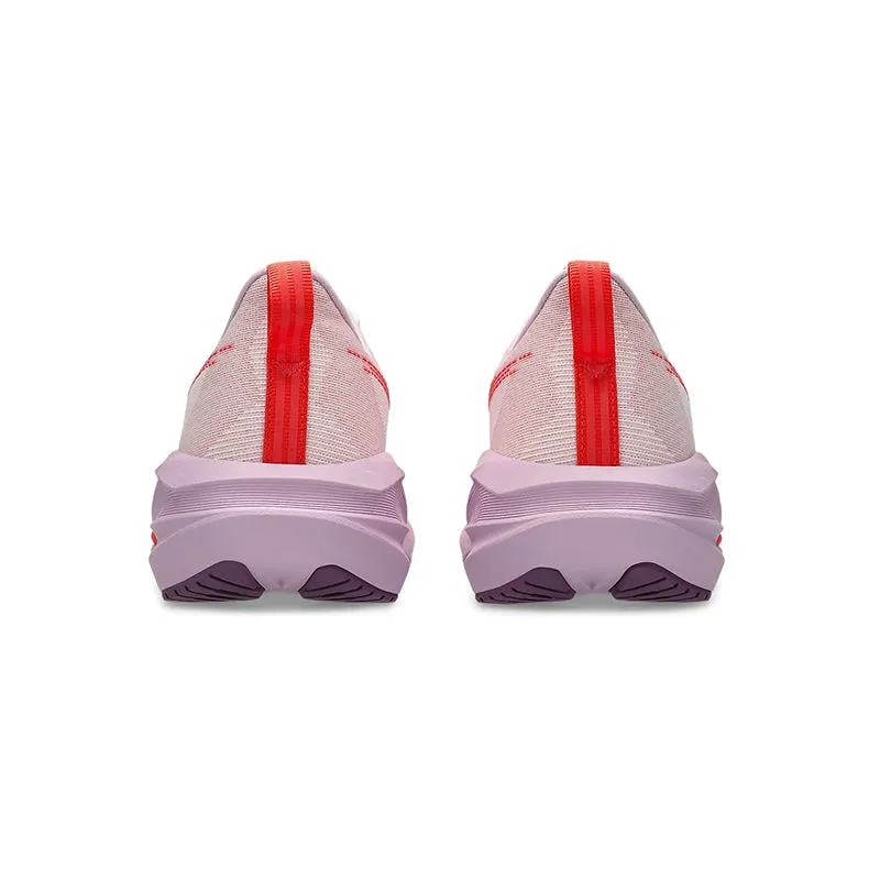 Women's Novablast 5 White/Coral Reef