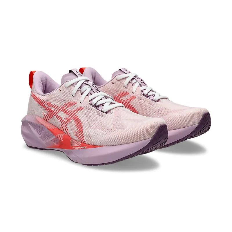 Women's Novablast 5 White/Coral Reef