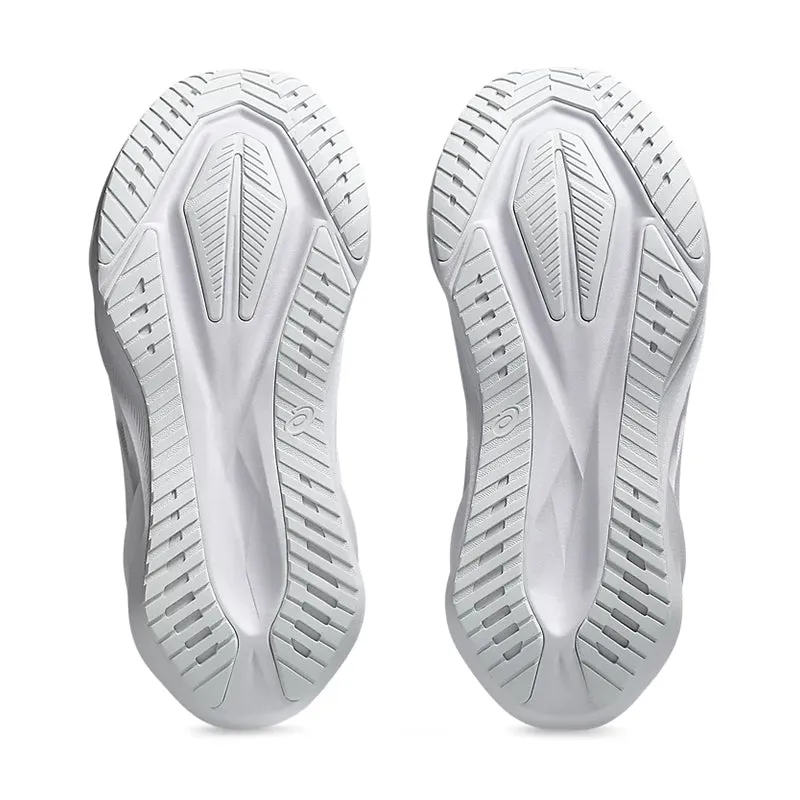 Women's Novablast 5 White/Piedmont Grey