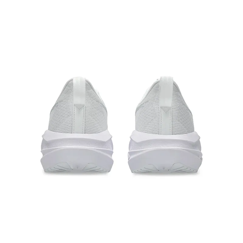 Women's Novablast 5 White/Piedmont Grey