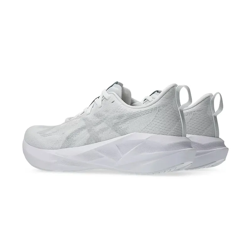 Women's Novablast 5 White/Piedmont Grey
