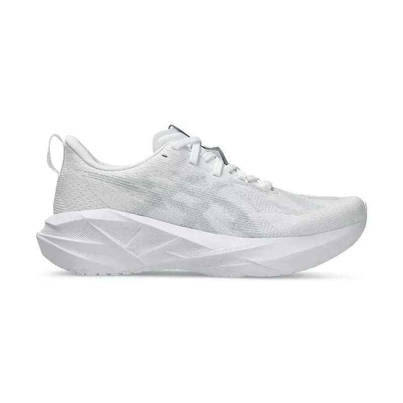 Women's Novablast 5 White/Piedmont Grey